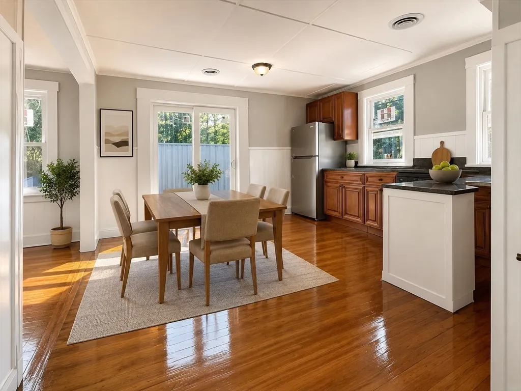 2 bed, 1 bath apartment for rent at 218 Standish Ave Unit 2, Braintree Highlands — photo 1 of 9