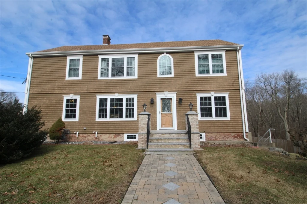 3 bed, 1 bath apartment for rent at 218 Thurber Ave Unit 1, Attleboro — photo 29 of 32