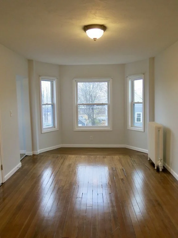 3 bed, 1 bath apartment for rent at 218 Whitman Ave Unit 2, Whitman — photo 14 of 15