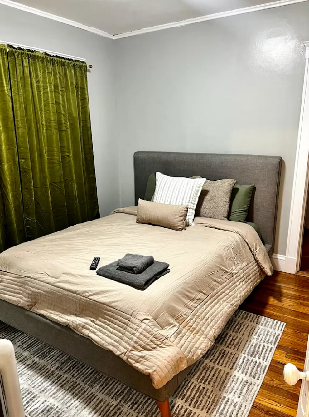 2 bed, 1 bath apartment for rent at 218 Wood Ave Unit 218, Hyde Park — photo 8 of 8
