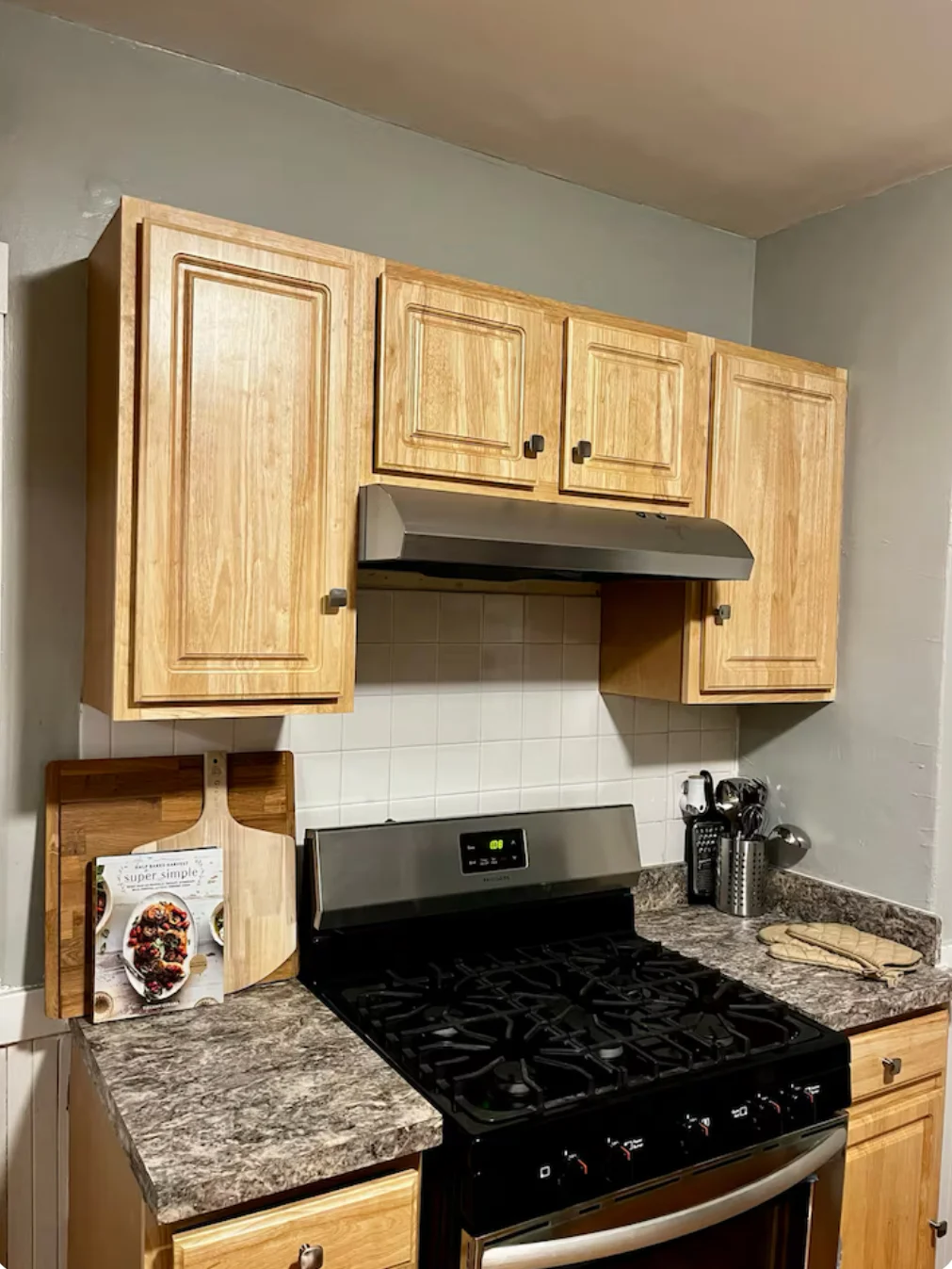 2 bed, 1 bath apartment for rent at 218 Wood Ave Unit 218, Hyde Park — photo 6 of 8