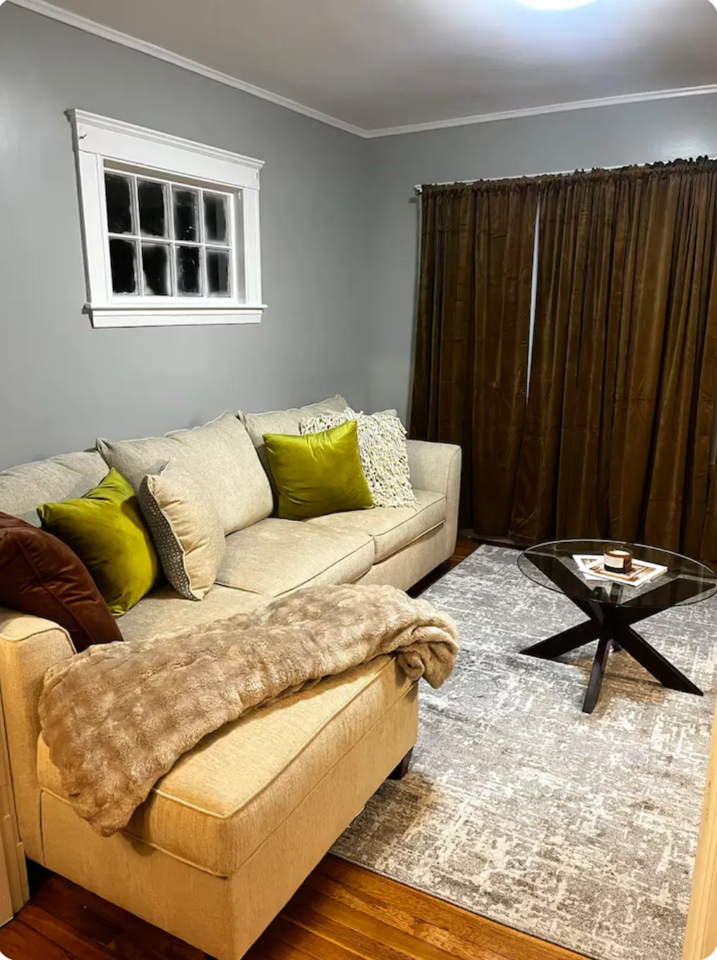 2 bed, 1 bath apartment for rent at 218 Wood Ave Unit 218, Hyde Park — photo 1 of 8