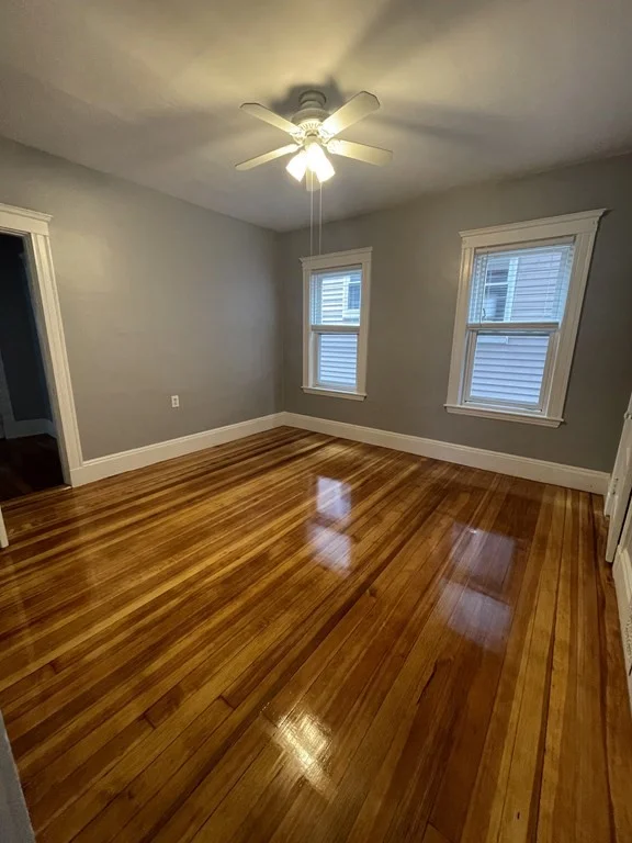 3 bed, 1 bath apartment for rent at 218a Summer Unit 2, Spring Hill — photo 4 of 12