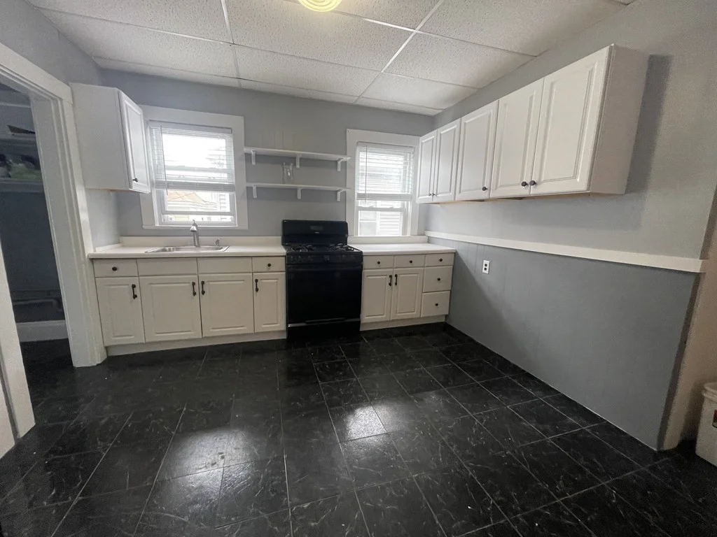 3 bed, 1 bath apartment for rent at 218a Summer Unit 2, Spring Hill — photo 10 of 12