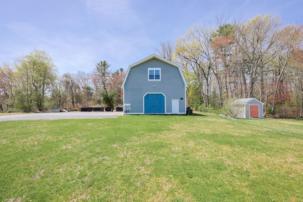 2 bed, 1 bath apartment for rent at 218R South Unit R, Plainville — photo 16 of 17