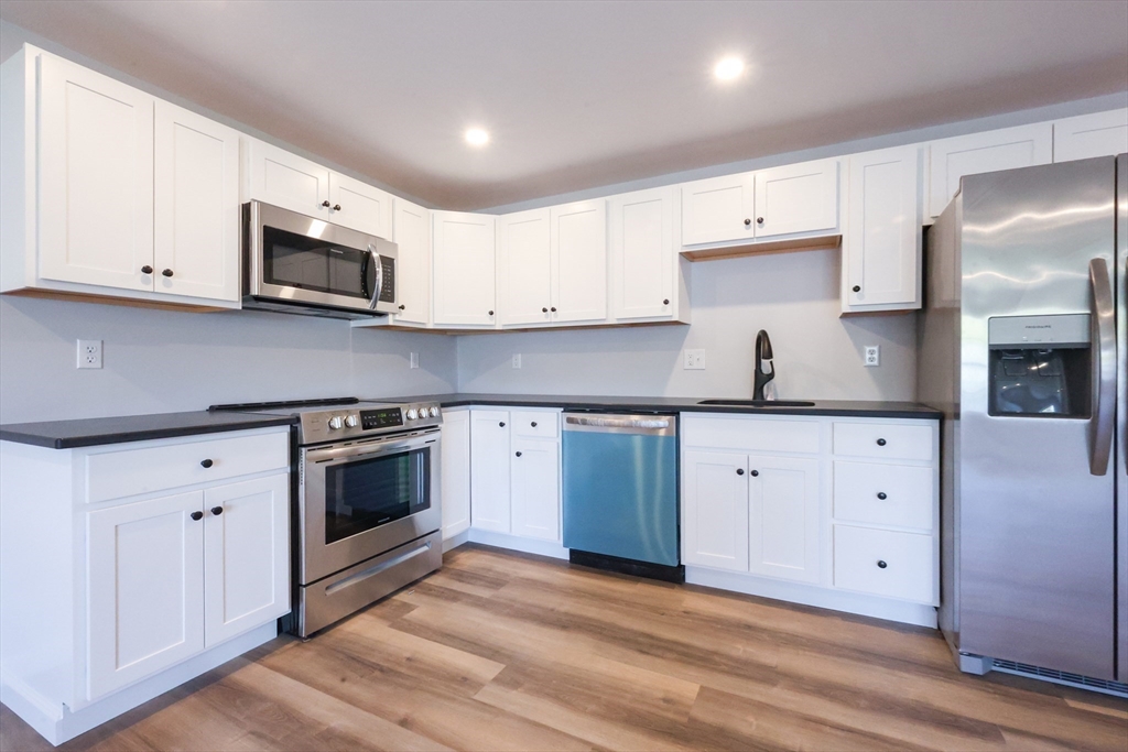 2 bed, 1 bath apartment for rent at 218R South Unit R, Plainville — photo 2 of 17