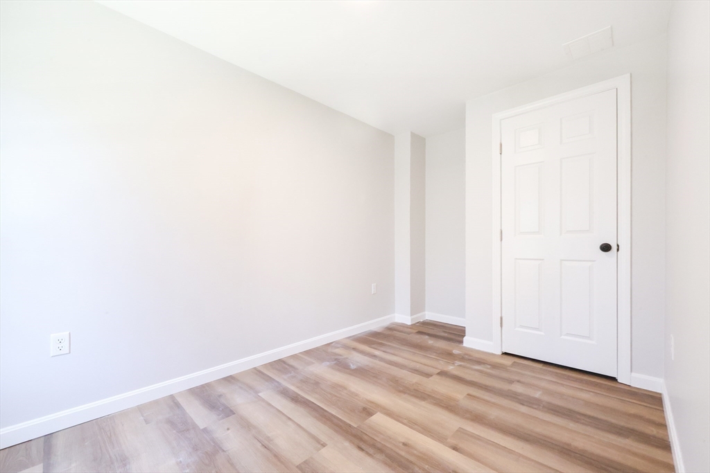 2 bed, 1 bath apartment for rent at 218R South Unit R, Plainville — photo 9 of 17