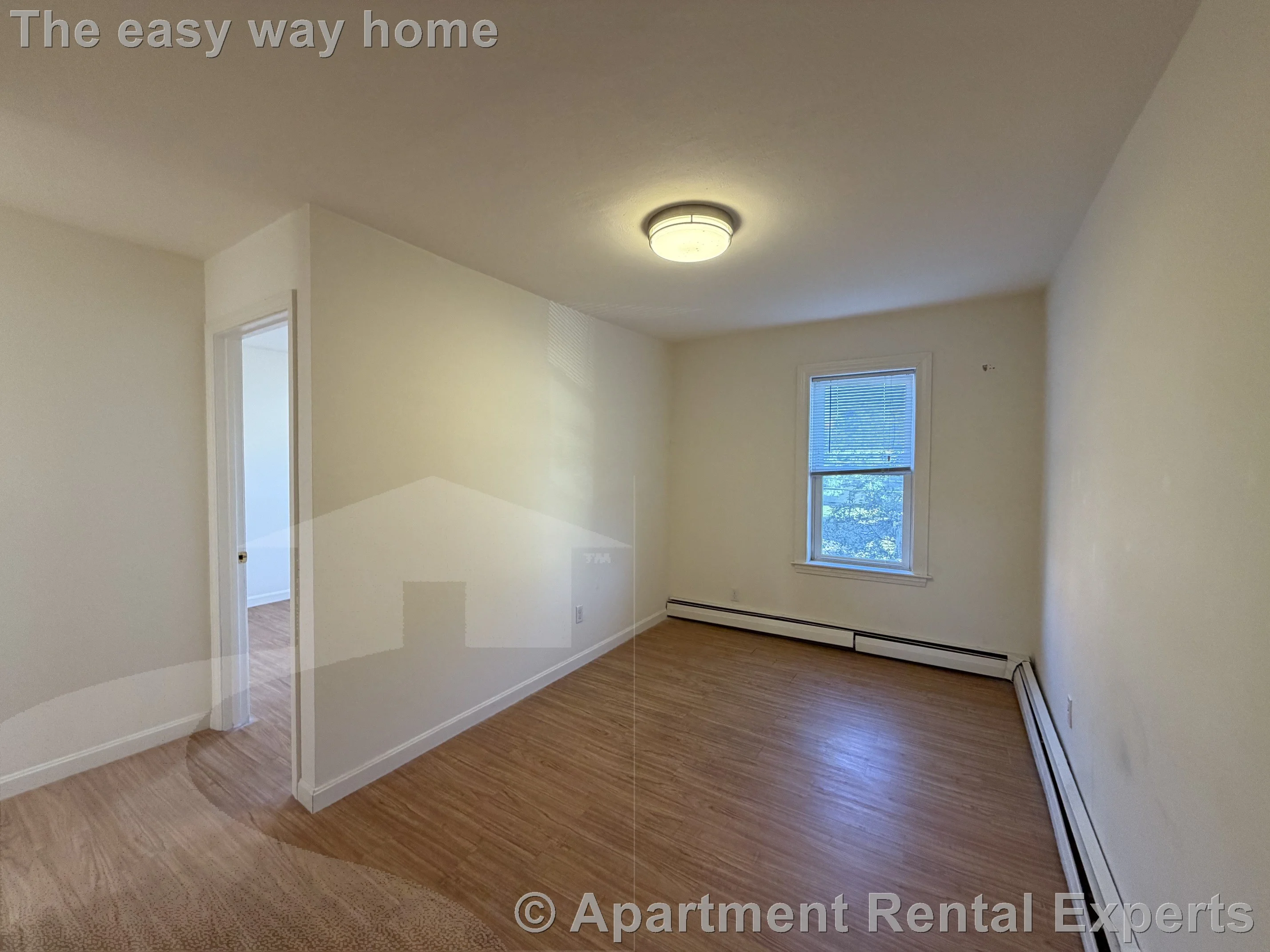 1 bed, 1 bath apartment for rent at 219 Albion St Unit 2, Wakefield — photo 3 of 7