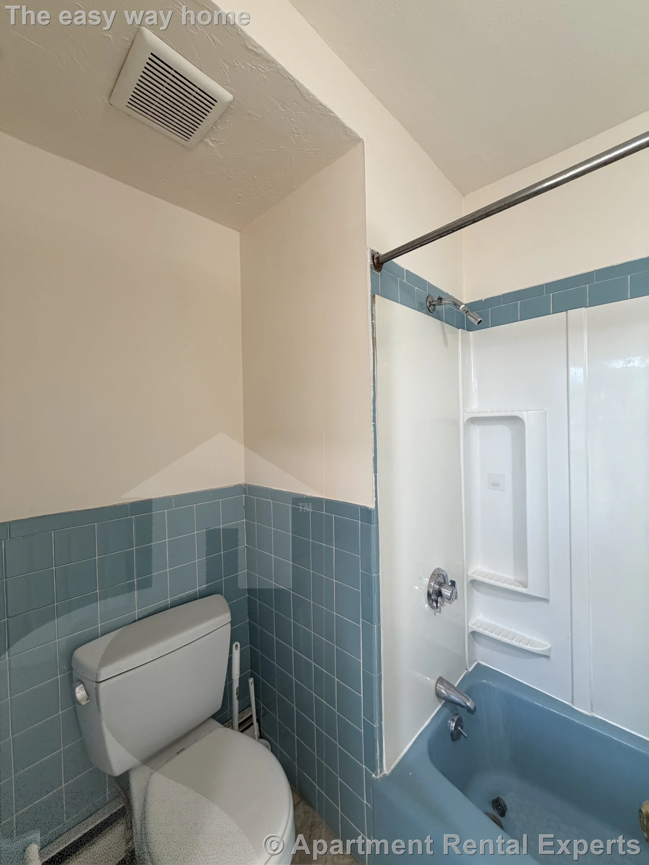 1 bed, 1 bath apartment for rent at 219 Albion St Unit 2, Wakefield — photo 4 of 7
