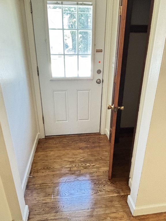 3 bed, 1 bath apartment for rent at 219 Arlington St Unit A, Framingham — photo 3 of 15