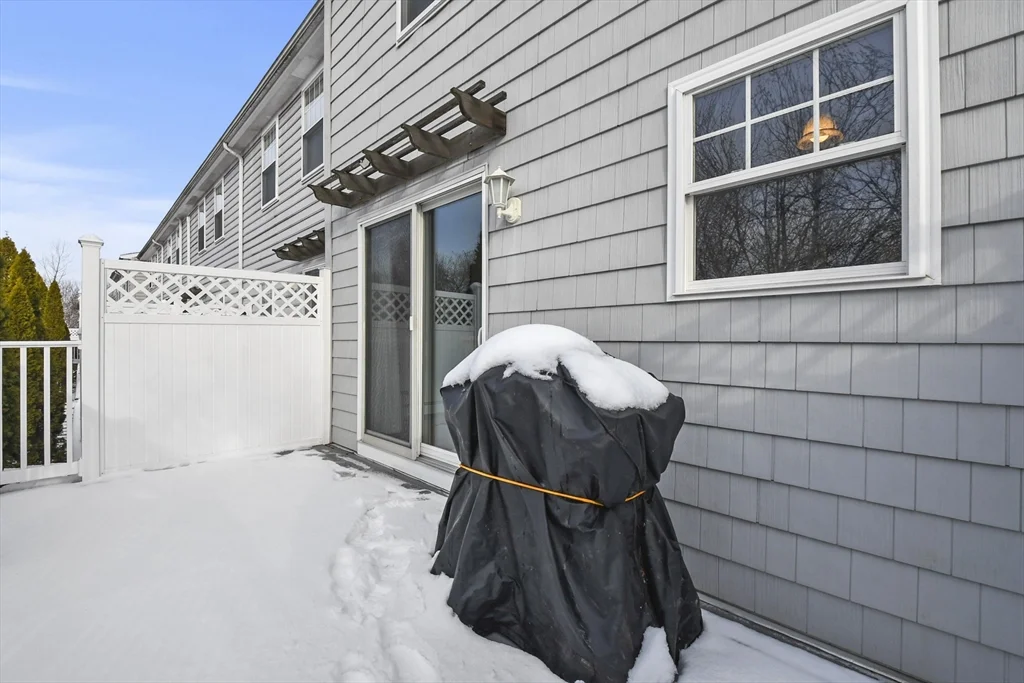 3 bed, 2 bath apartment for rent at 219 Beach Rd Unit 2, Salisbury — photo 23 of 30