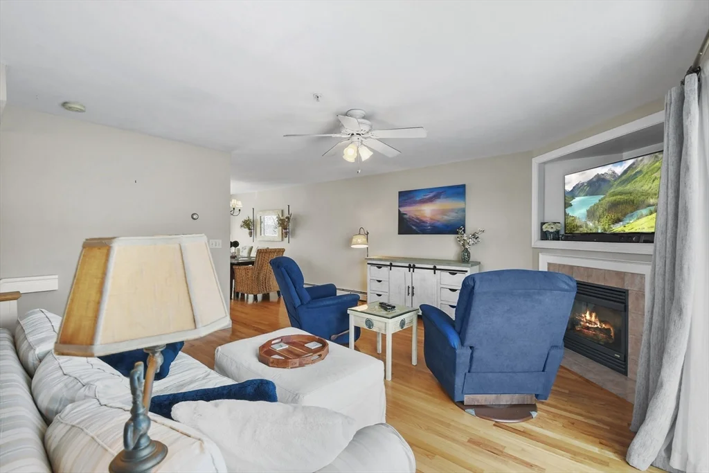 3 bed, 2 bath apartment for rent at 219 Beach Rd Unit 2, Salisbury — photo 11 of 30