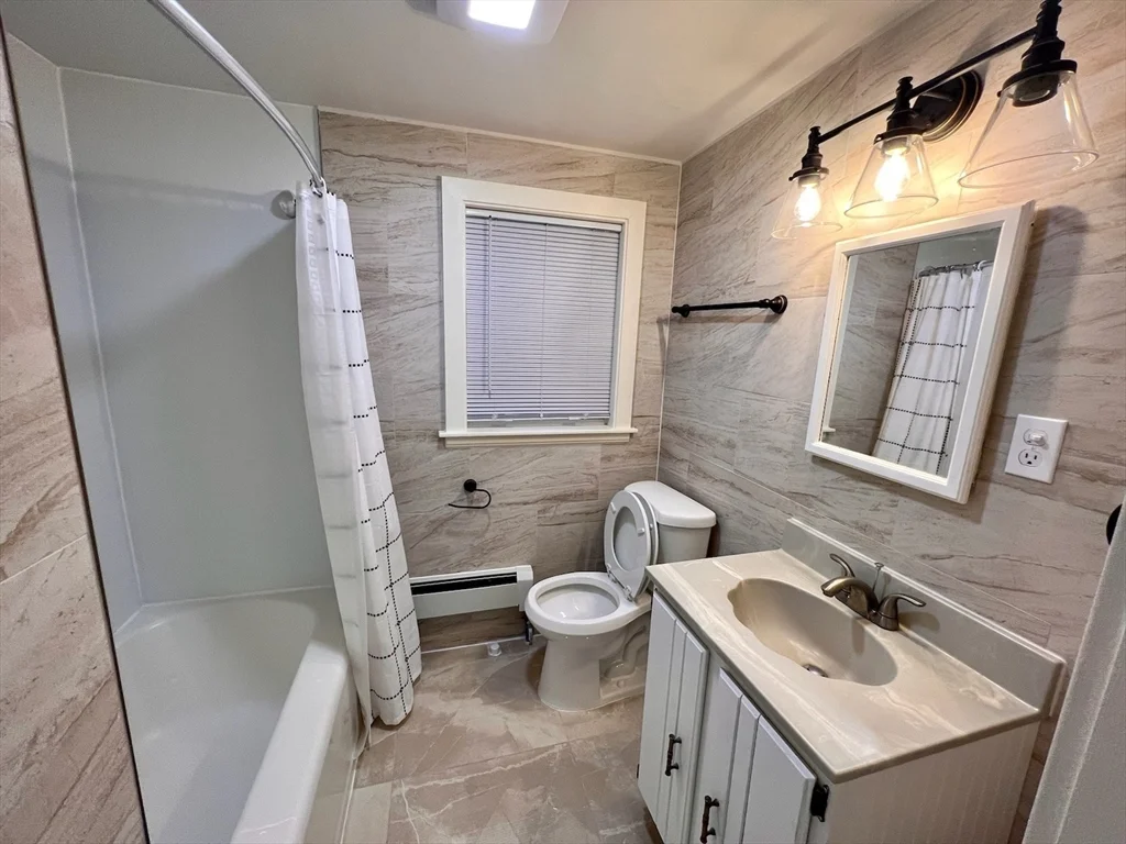 2 bed, 1 bath apartment for rent at 219 Franklin Rd Unit 2, Fitchburg — photo 5 of 11