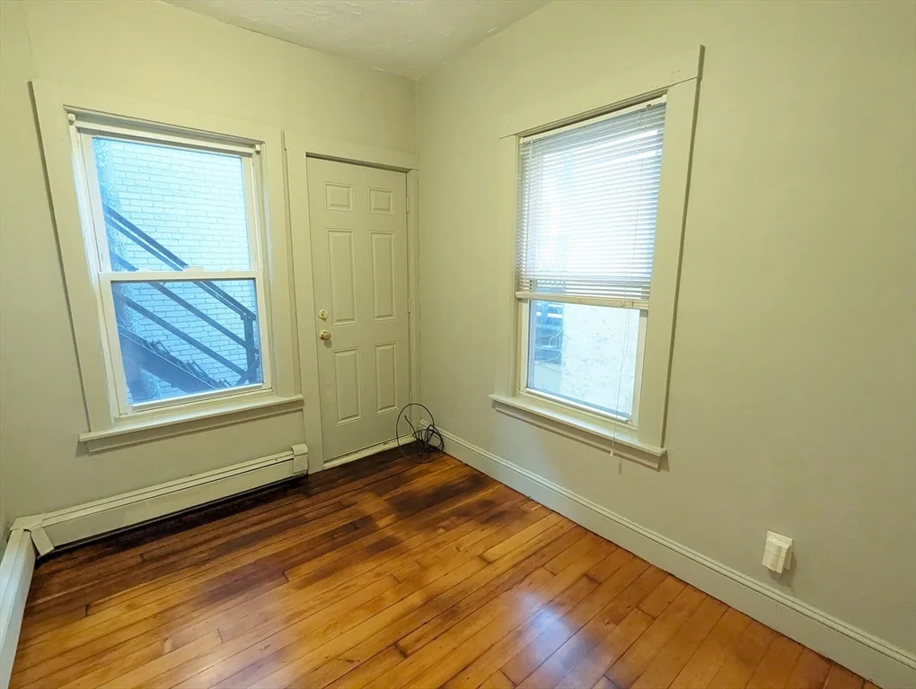2 bed, 1 bath apartment for rent at 219 Green St Unit 2, Central Square — photo 7 of 7