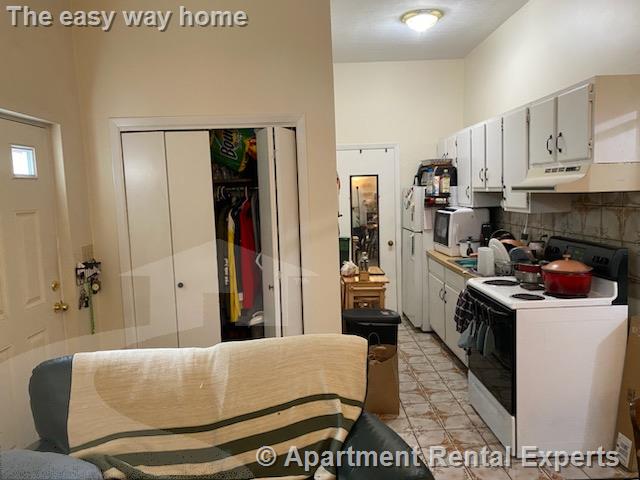 1 bed, 1 bath apartment for rent at 219 Massachusetts Ave Unit 0, East Arlington — photo 2 of 7