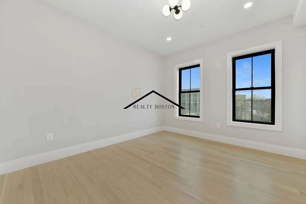 2 bed, 2 bath apartment for rent at 219 Paris St Unit 6, East Boston — photo 14 of 15