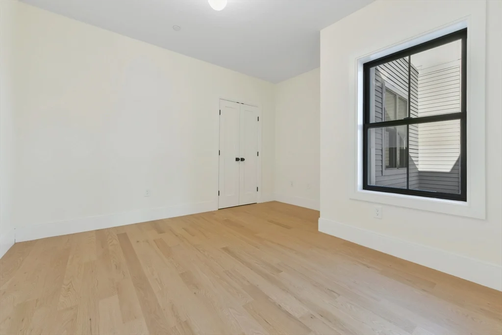 2 bed, 2 bath apartment for rent at 219 Paris Unit 4, East Boston — photo 5 of 13