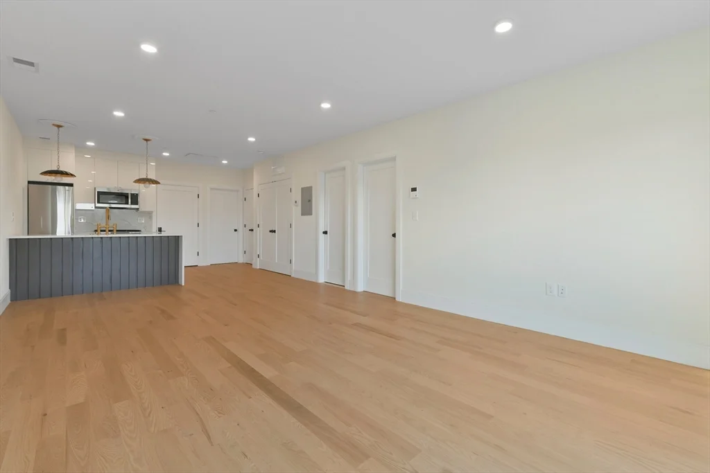 2 bed, 2 bath apartment for rent at 219 Paris Unit 4, East Boston — photo 4 of 13