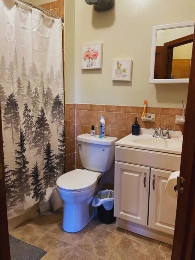 2 bed, 1 bath apartment for rent at 219 Park Dr Unit 44, Fenway — photo 6 of 12