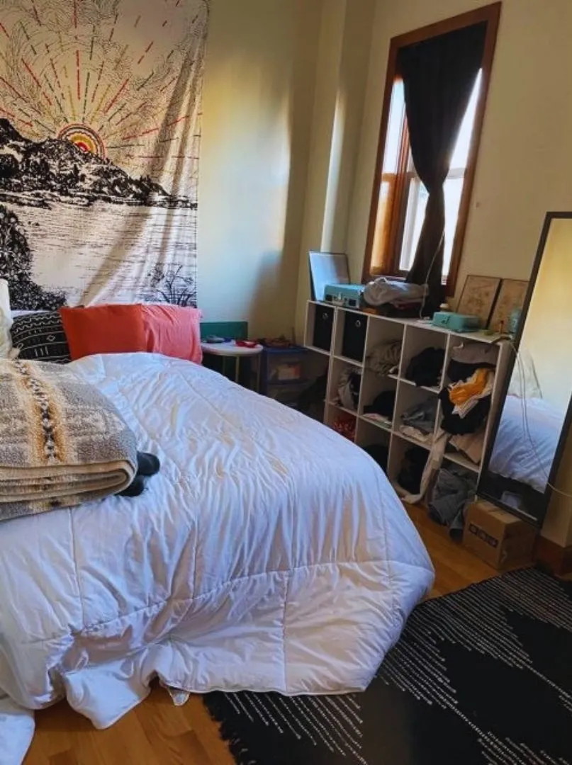 2 bed, 1 bath apartment for rent at 219 Park Dr Unit 44, Fenway — photo 8 of 12