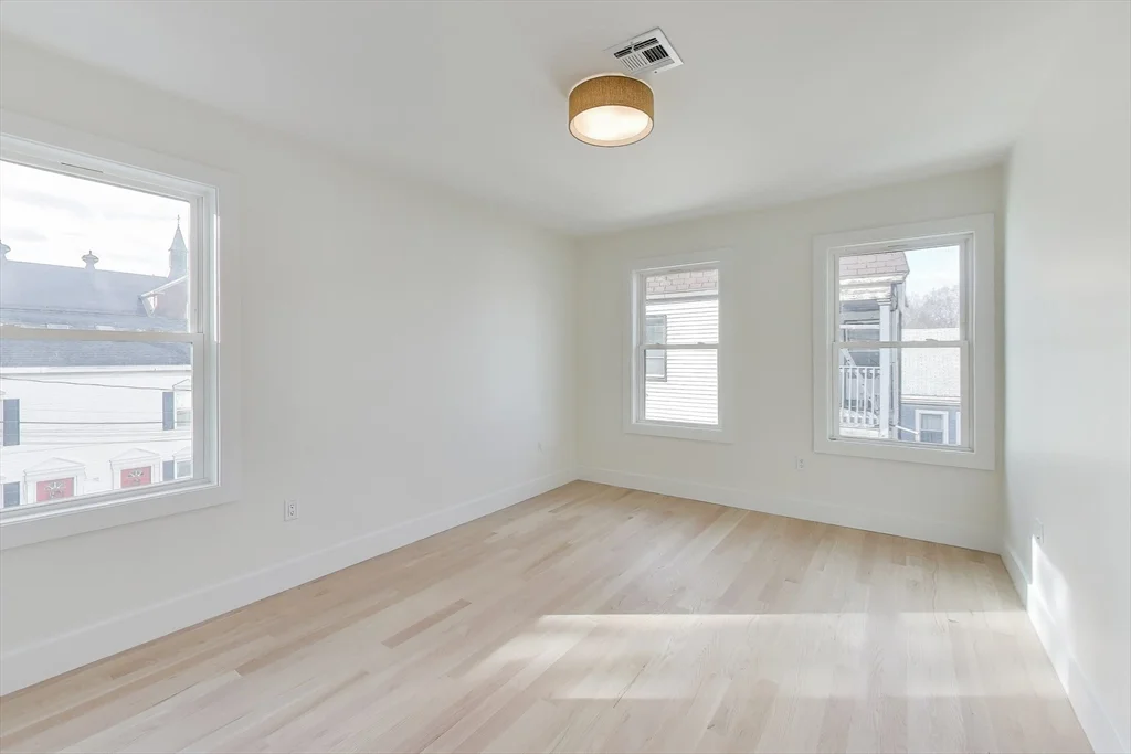 3 bed, 2 bath apartment for rent at 2195 Dorchester Ave Unit 2, Dorchester — photo 9 of 15