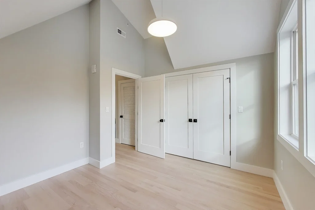 2 bed, 1 bath apartment for rent at 2195 Dorchester Ave Unit 3, Dorchester — photo 8 of 15