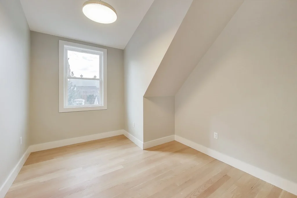 2 bed, 1 bath apartment for rent at 2195 Dorchester Ave Unit 3, Dorchester — photo 11 of 15