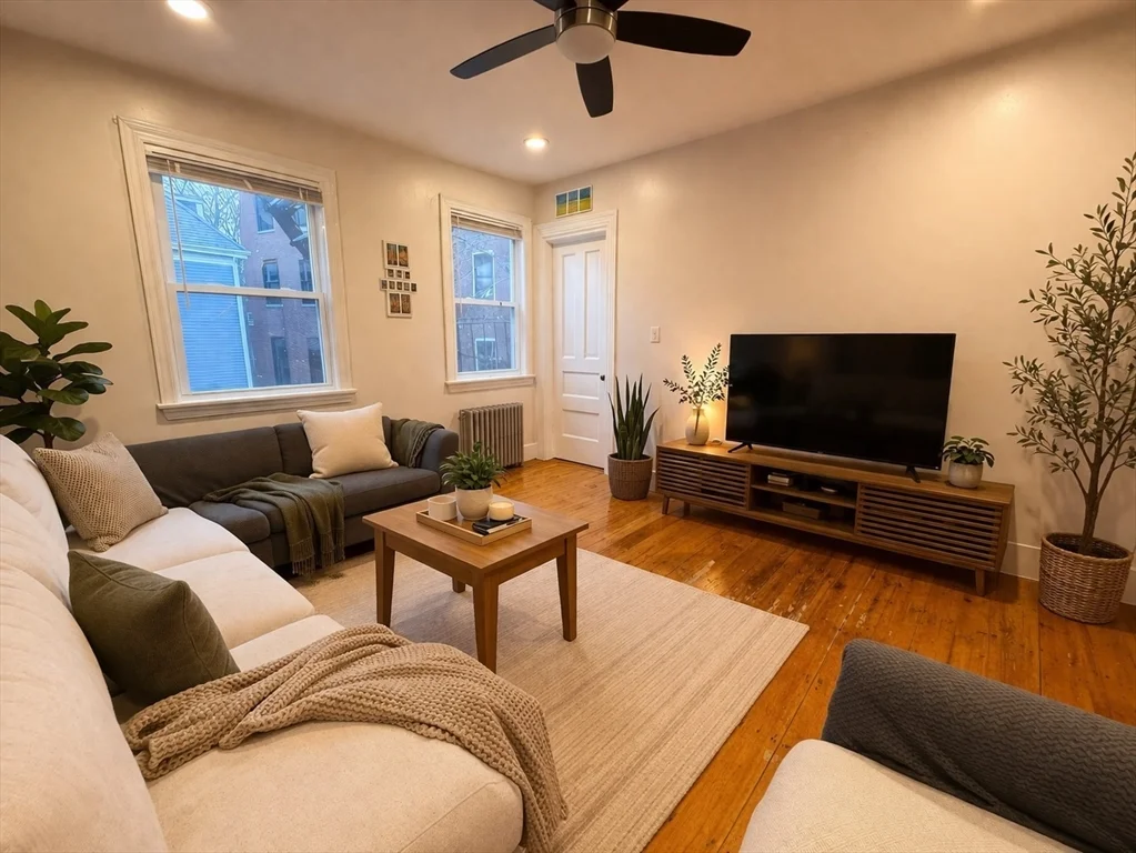 4 bed, 2 bath apartment for rent at 21A Highland St , Unit 2, Mission Hill — photo 2 of 8