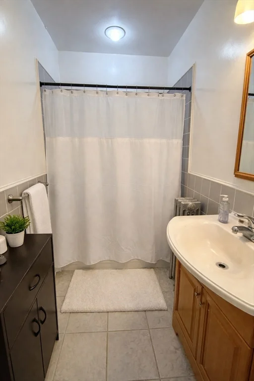 4 bed, 2 bath apartment for rent at 21A Highland St , Unit 2, Mission Hill — photo 5 of 8