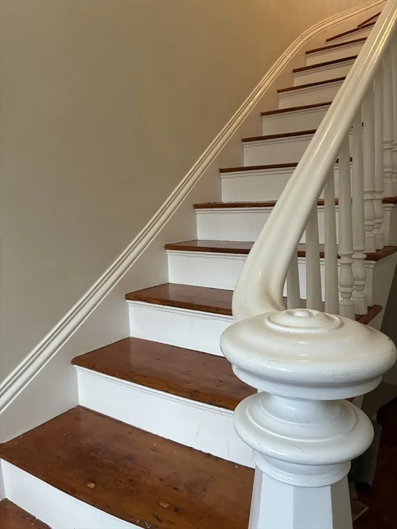 2 bed, 2 bath apartment for rent at 21A Linden Ave Unit 21A, Porter Square — photo 2 of 25