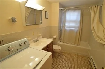 1 bed, 1 bath apartment for rent at 21A Mcclure Unit A, Revere — photo 5 of 6