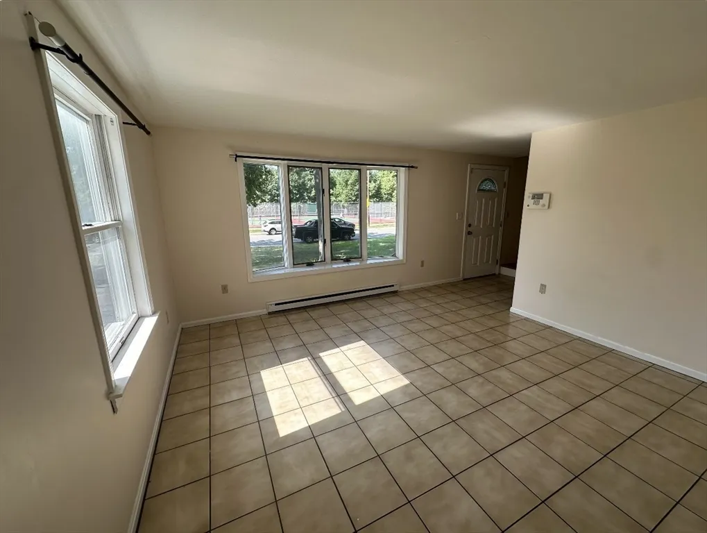 3 bed, 1 bath apartment for rent at 21A Mystic River Rd Unit 1, West Medford — photo 2 of 17