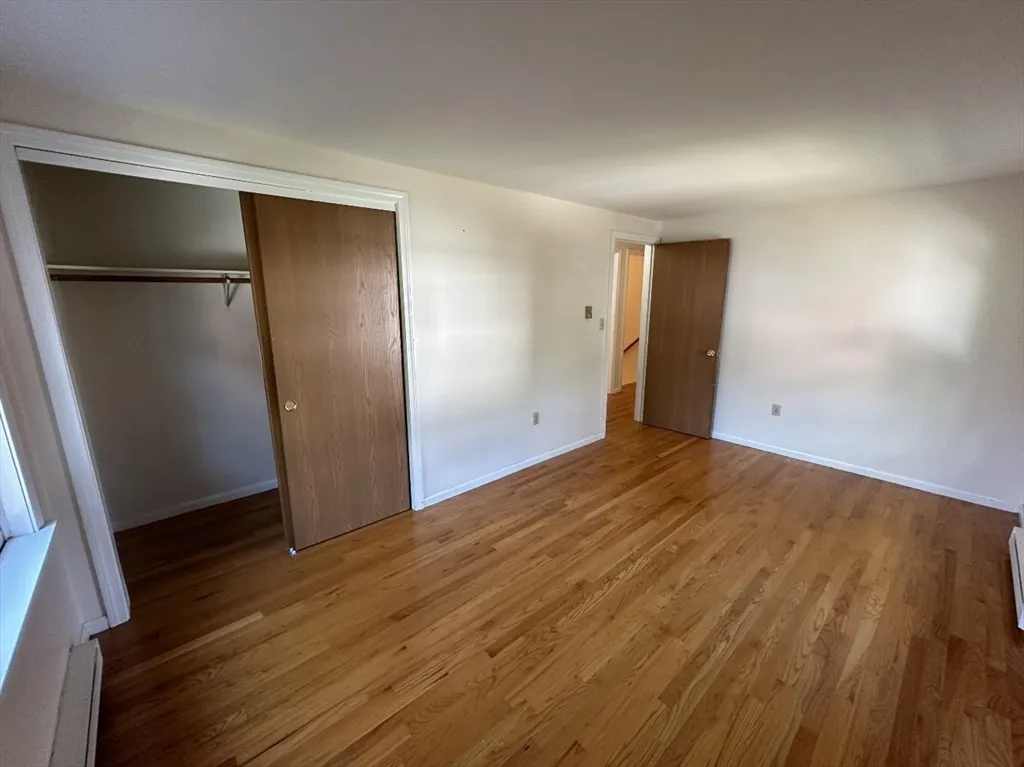 3 bed, 1 bath apartment for rent at 21A Mystic River Rd Unit 1, West Medford — photo 15 of 17