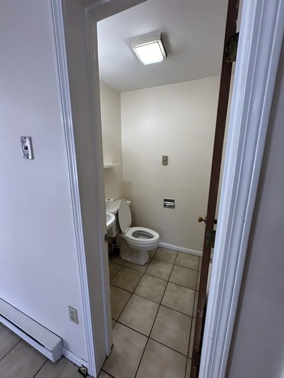 3 bed, 1 bath apartment for rent at 21A Mystic River Rd Unit 1, West Medford — photo 8 of 17