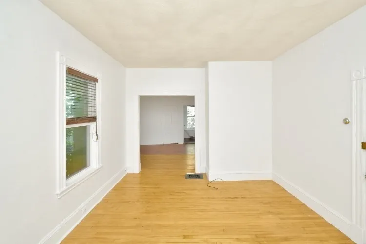 1 bed, 1 bath apartment for rent at 22 1/2 Wesley Park Unit 1, Prospect Hill — photo 4 of 17
