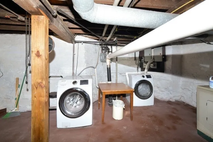 1 bed, 1 bath apartment for rent at 22 1/2 Wesley Park Unit 1, Prospect Hill — photo 14 of 17
