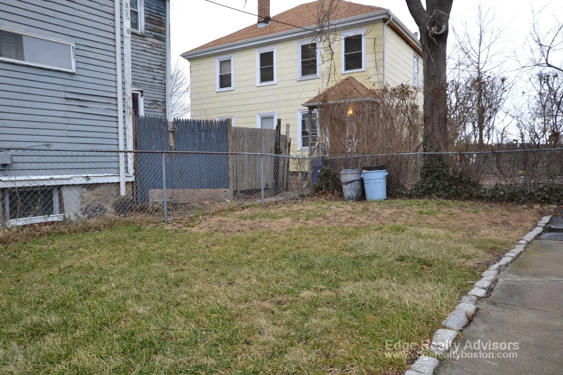 4 bed, 2 bath apartment for rent at 22-24 Everett Sq Unit 1, Allston — photo 11 of 12