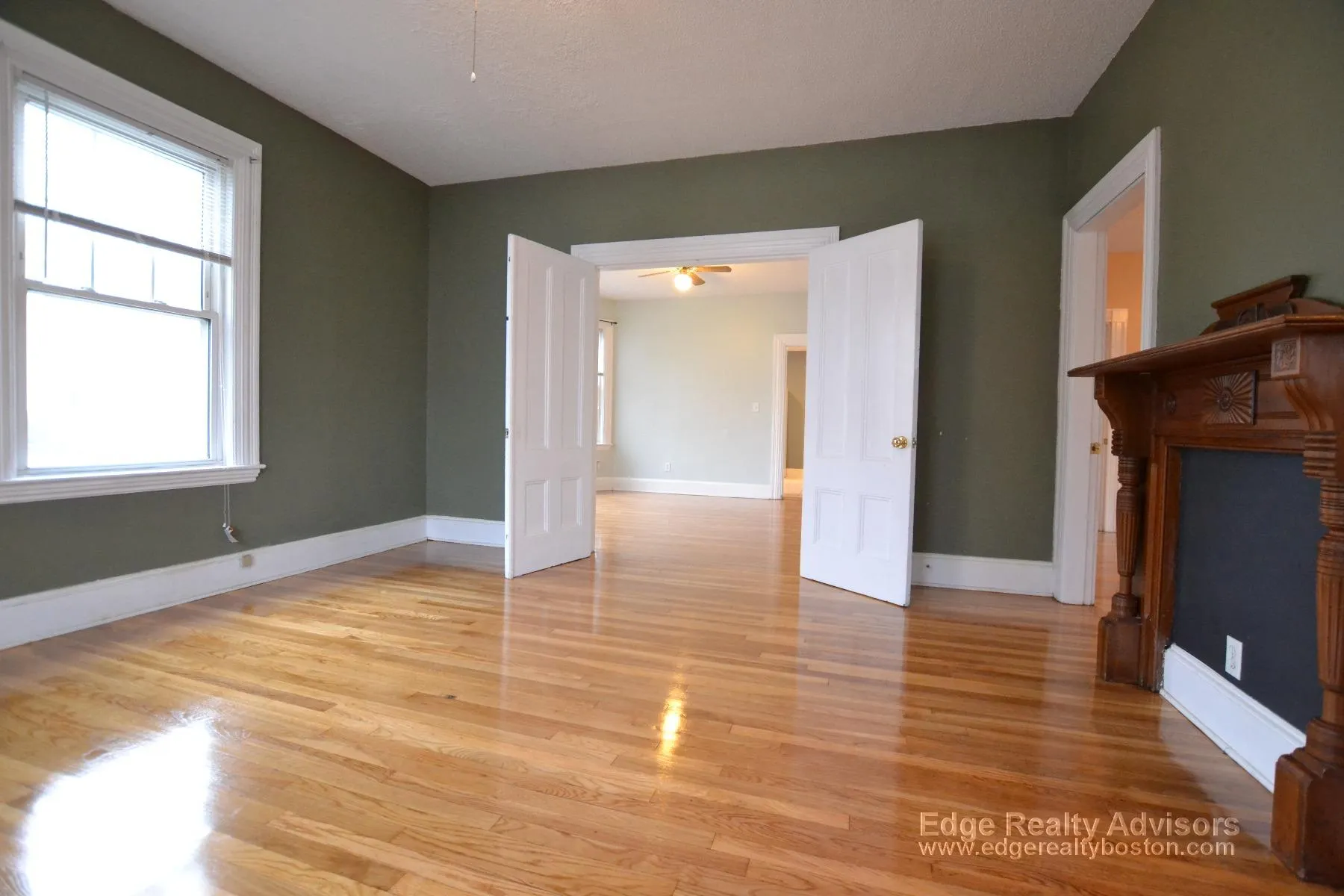 4 bed, 2 bath apartment for rent at 22-24 Everett Sq Unit 1, Allston — photo 1 of 12