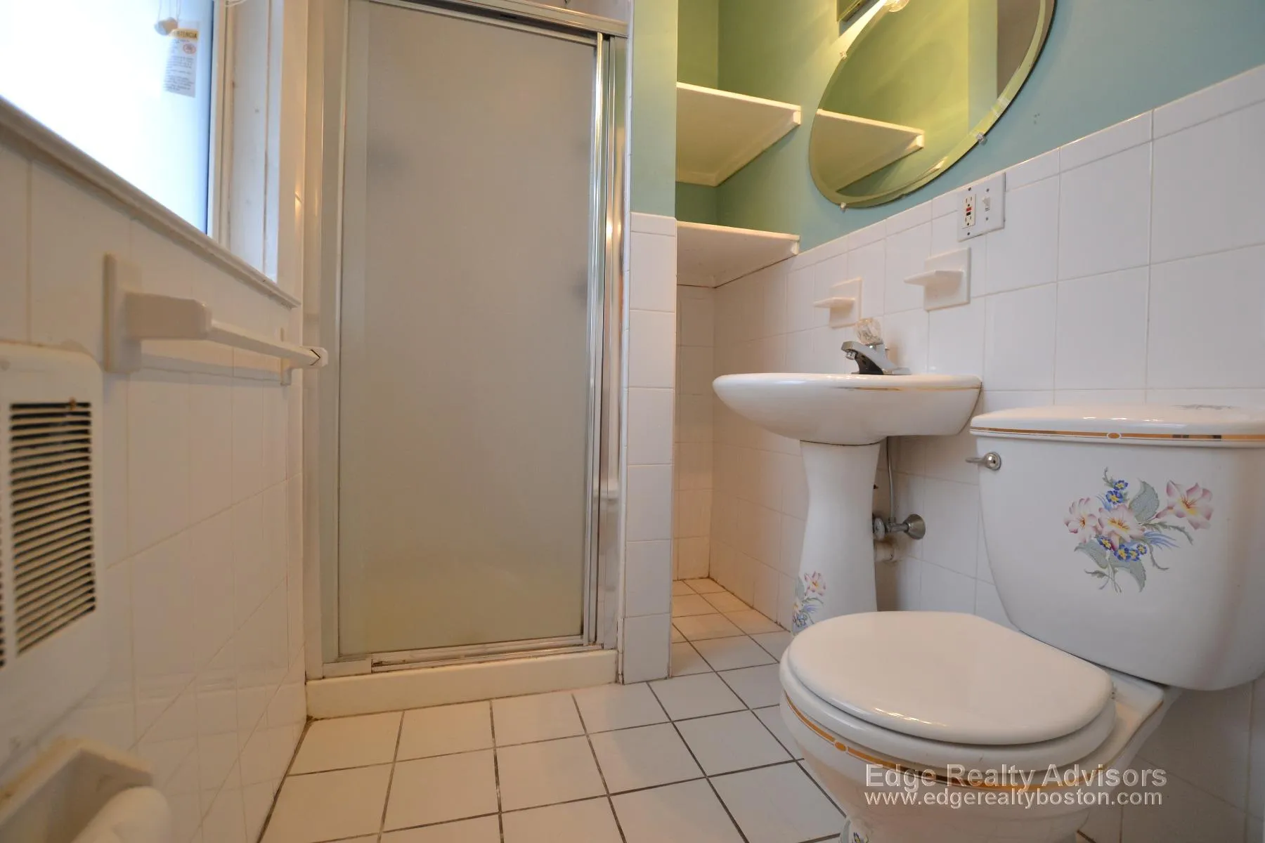 4 bed, 2 bath apartment for rent at 22-24 Everett Sq Unit 1, Allston — photo 10 of 12