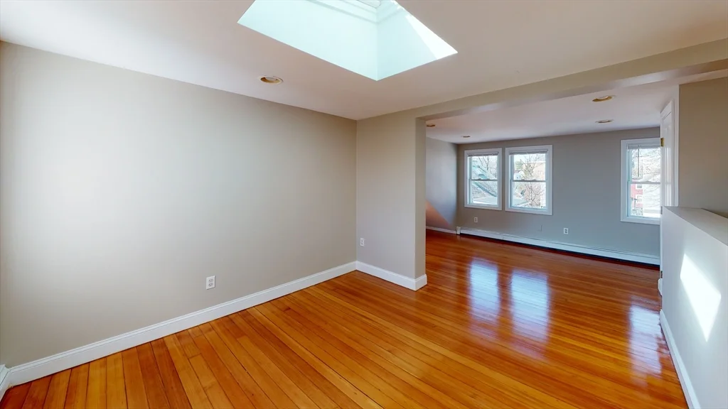 4 bed, 1 bath apartment for rent at 22-24 Kelley Ct Unit 22, Brighton — photo 7 of 11