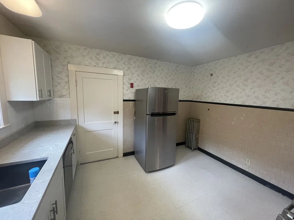 2 bed, 1 bath apartment for rent at 22-24 Slade St Unit 2, Belmont — photo 21 of 21