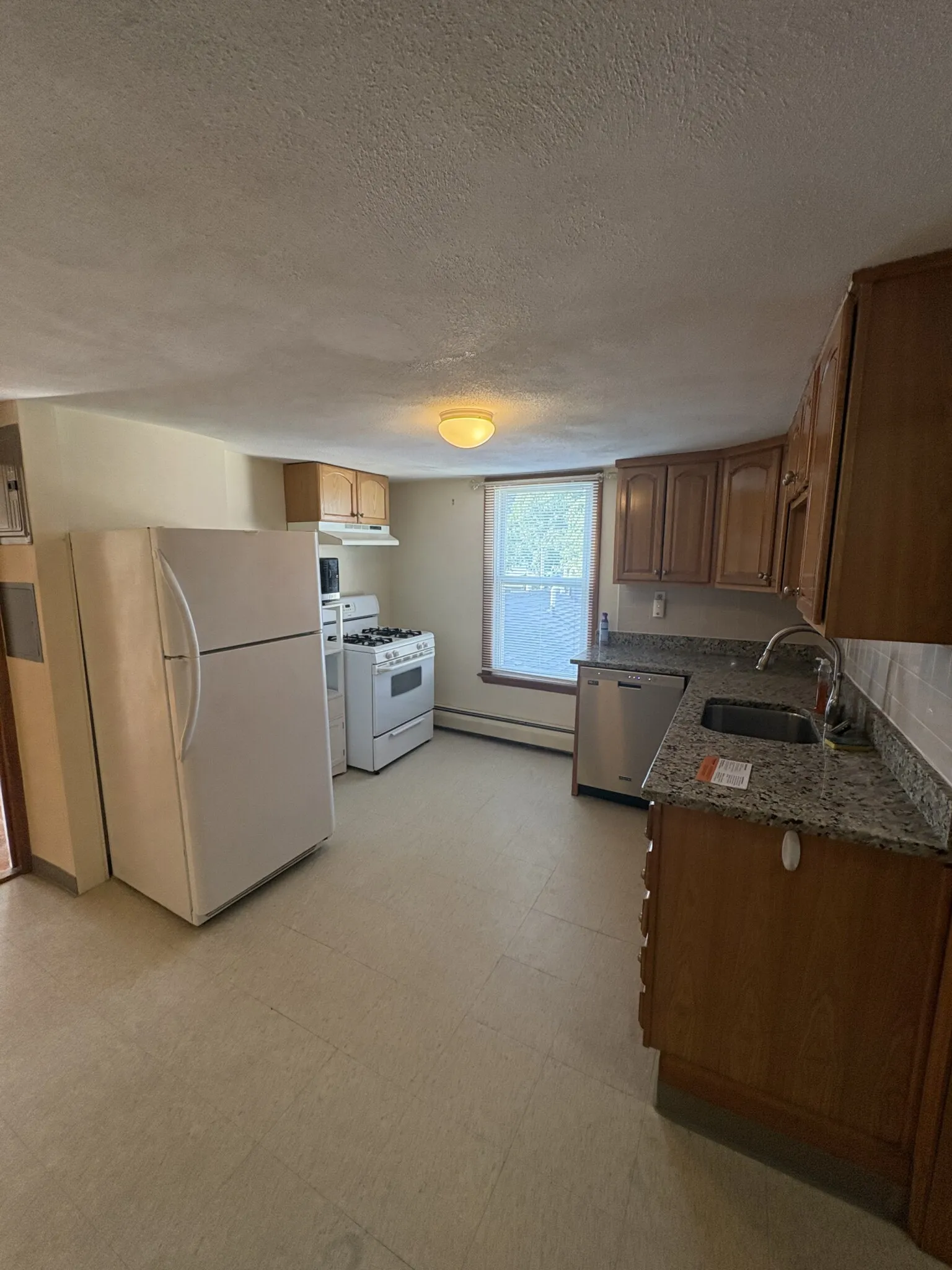 1 bed, 1 bath apartment for rent at 22 8th St Unit 2, East Cambridge — photo 9 of 16