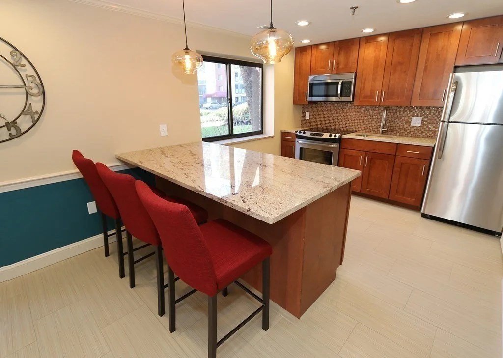 2 bed, 2 bath apartment for rent at 22 9th St Unit 203, Medford — photo 22 of 33