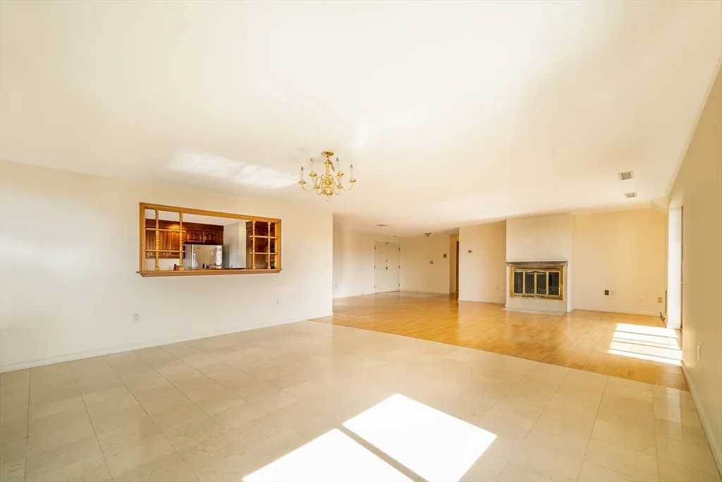 3 bed, 2 bath apartment for rent at 22 9th St Unit 802, Medford — photo 3 of 41
