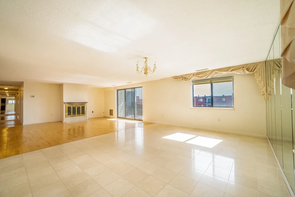 3 bed, 2 bath apartment for rent at 22 9th St Unit 802, Medford — photo 4 of 41