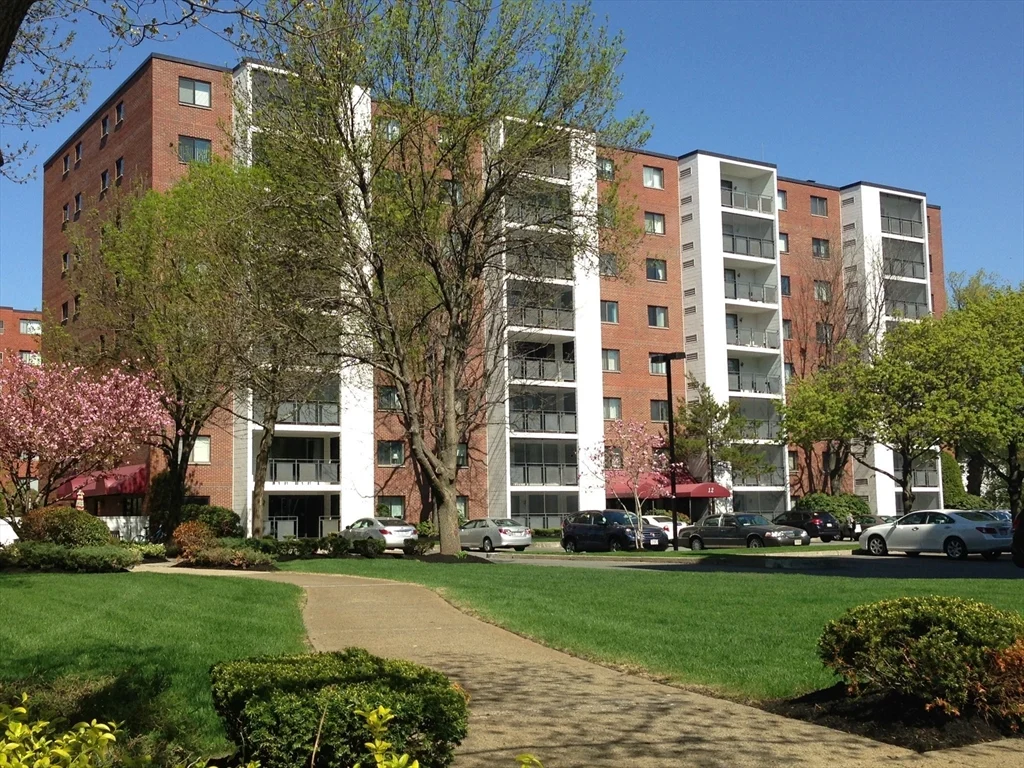 2 bed, 2 bath apartment for rent at 22 9th St Unit 803, Medford