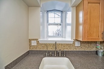 2 bed, 1 bath apartment for rent at 22 A Bellvista Rd Unit 22A, Brighton — photo 4 of 20