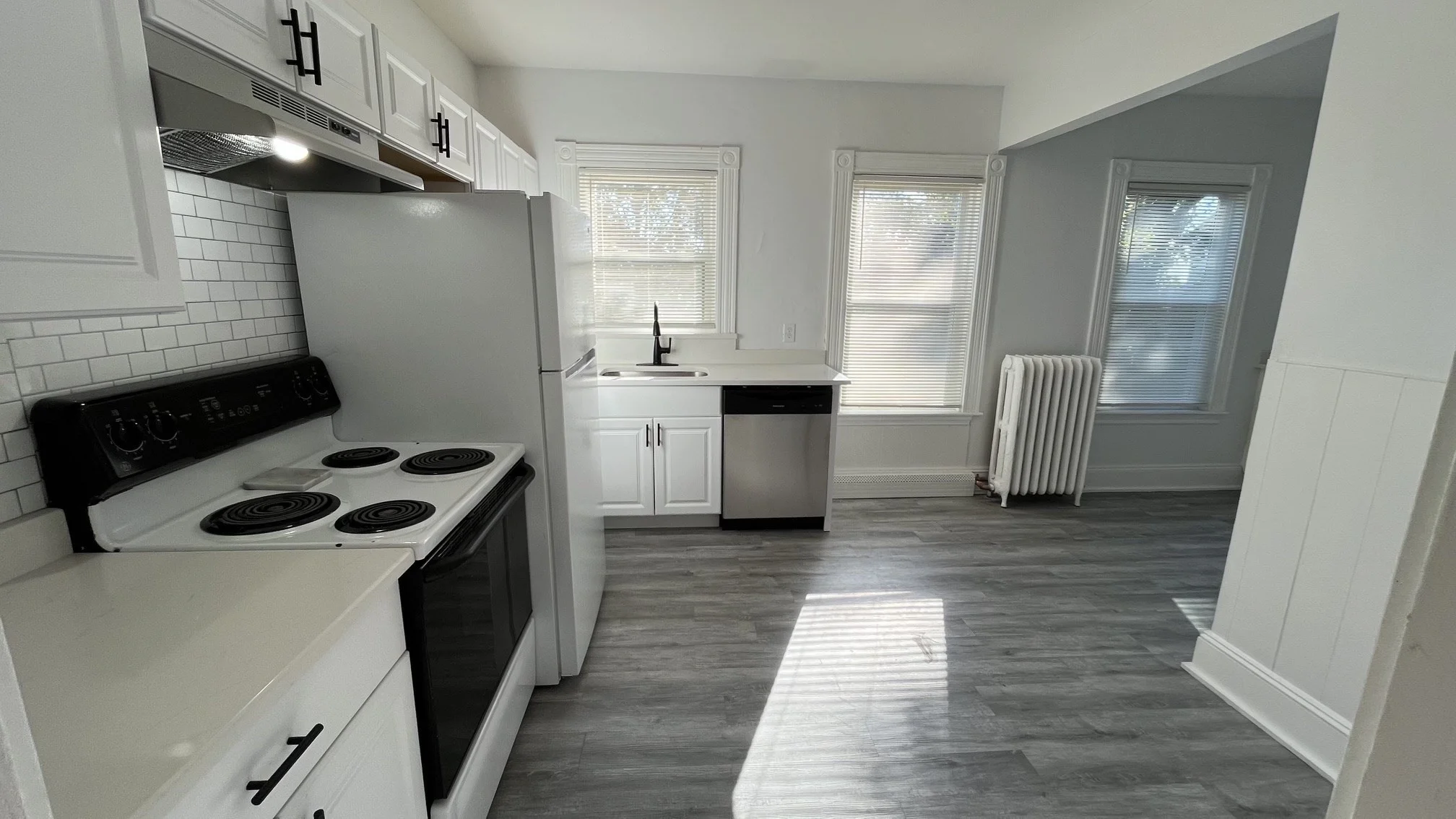 3 bed, 1 bath apartment for rent at 22 Adams St Unit 2, Winthrop Center — photo 9 of 27