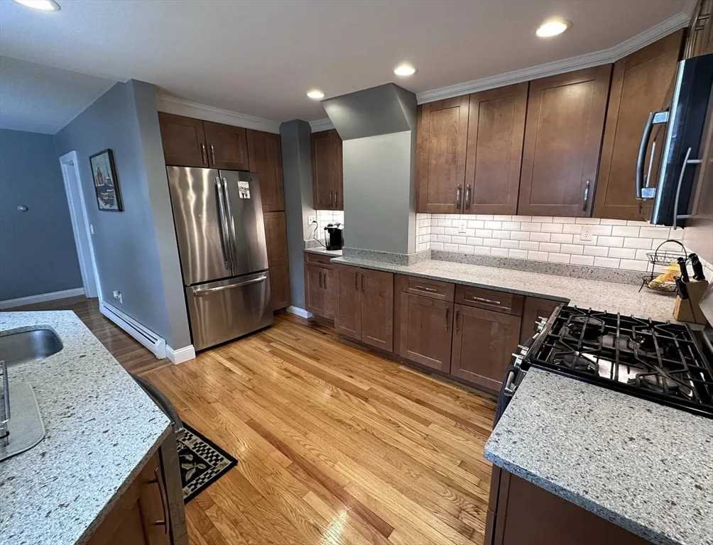 4 bed, 2 bath apartment for rent at 22 Allston St Unit 0, Charlestown — photo 3 of 19