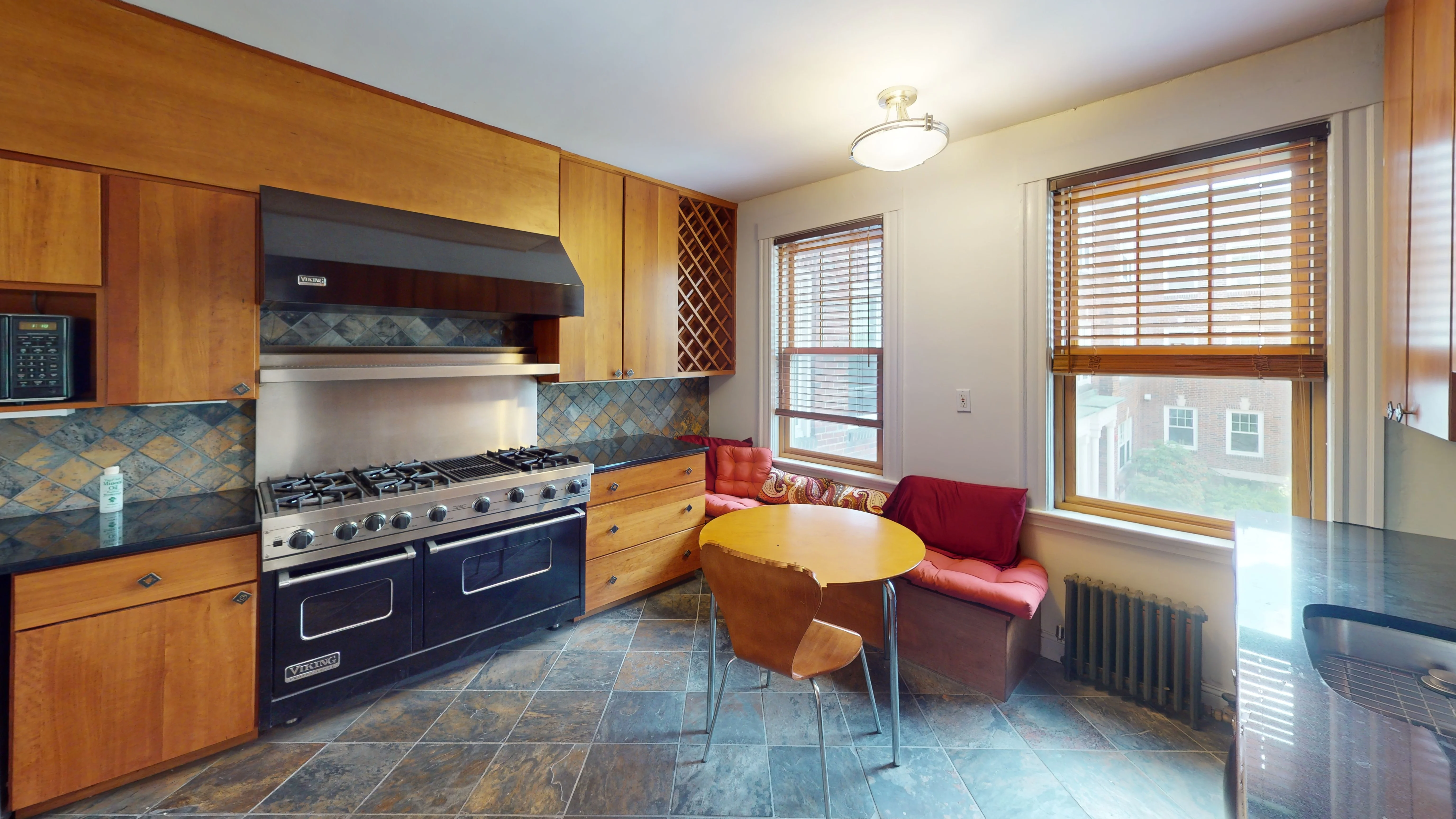3 bed, 2 bath apartment for rent at 22 Alton Unit 2, Coolidge Corner — photo 1 of 19